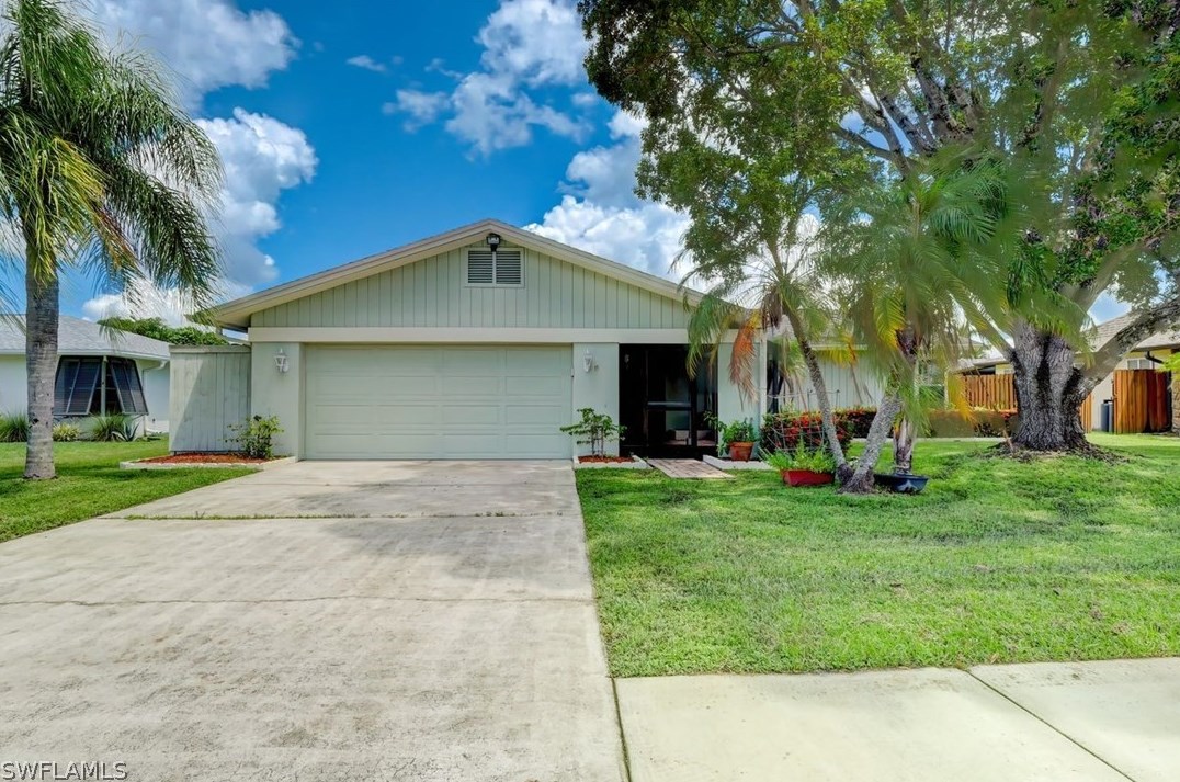870 Adelphi Ct, Fort Myers, FL 33919-5000
