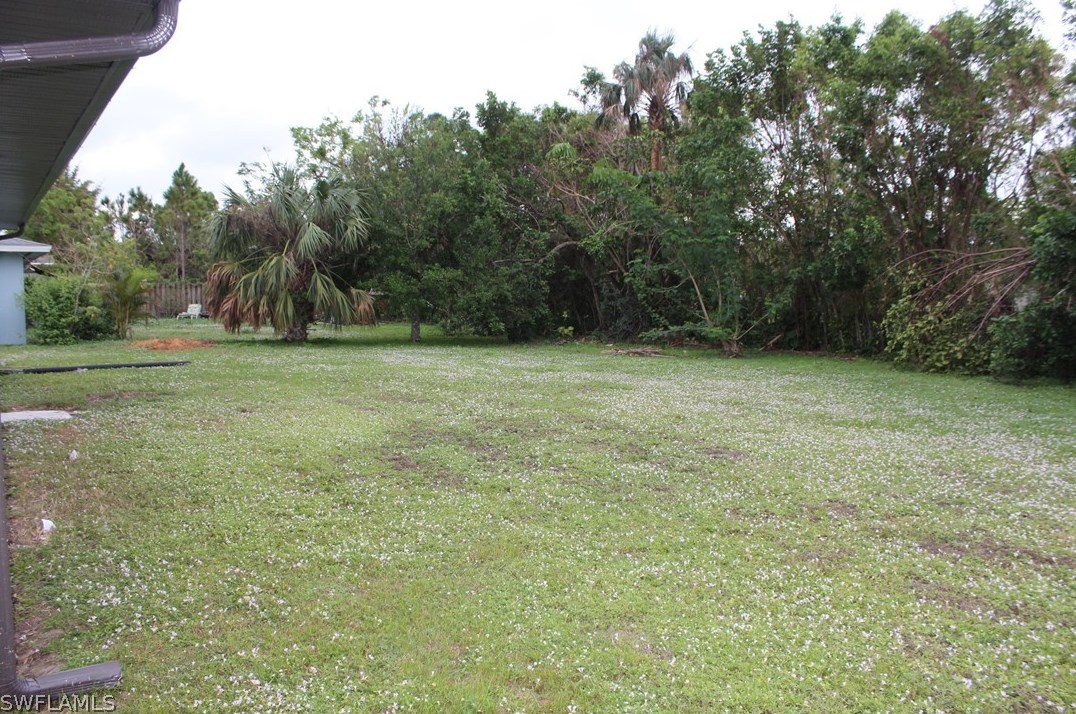 1849 Inlet Dr, Fort Myers FL  33903-5007 exterior