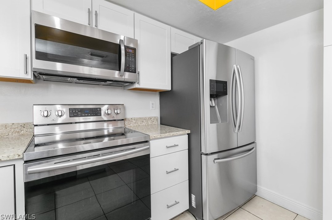 2217 3rd St, Cape Coral FL  33909-2847 exterior