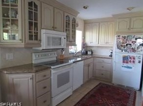 8141 Country Rd #204, Fort Myers, FL 33919