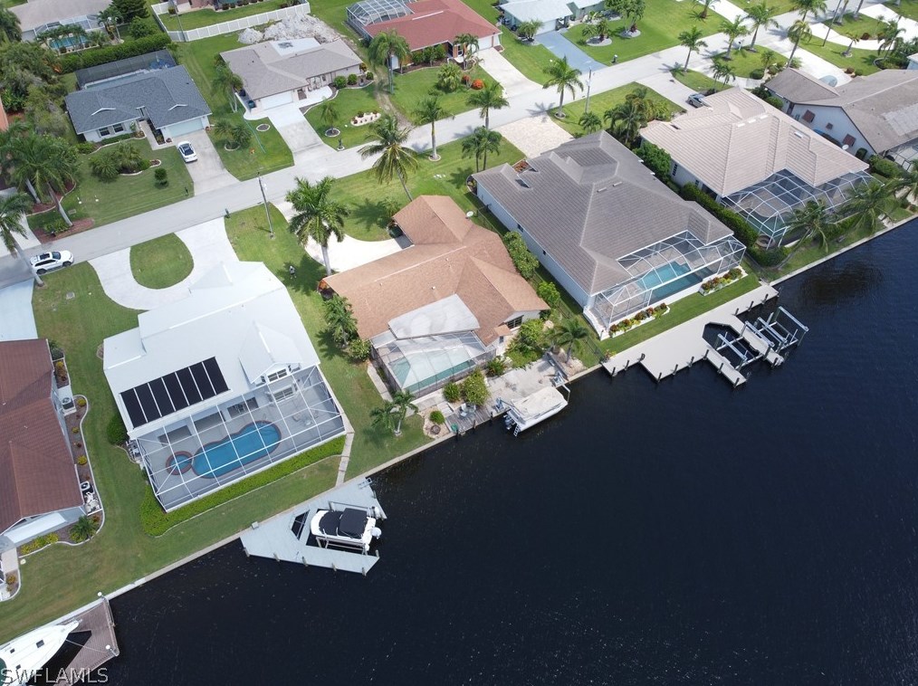 818 Sw 56th St, Cape Coral, FL 33914