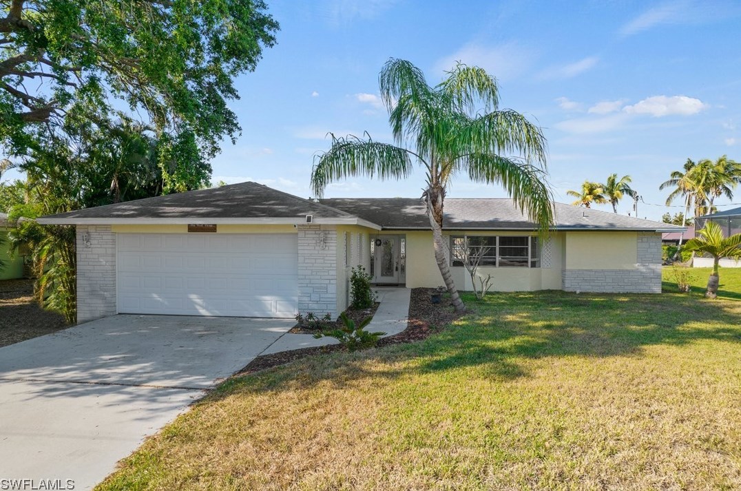 13512 Caribbean Blvd, Fort Myers, FL 33905-1803