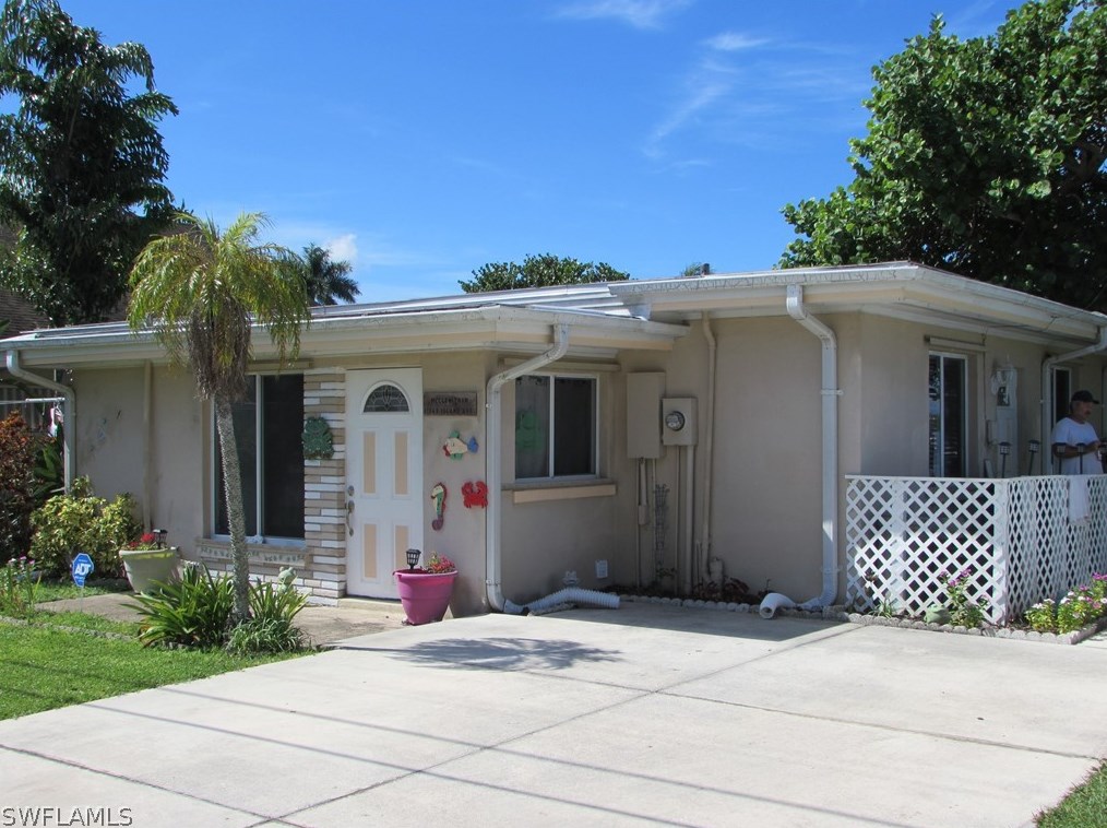 11569 Island Ave, Cape Coral, FL 33993-9735