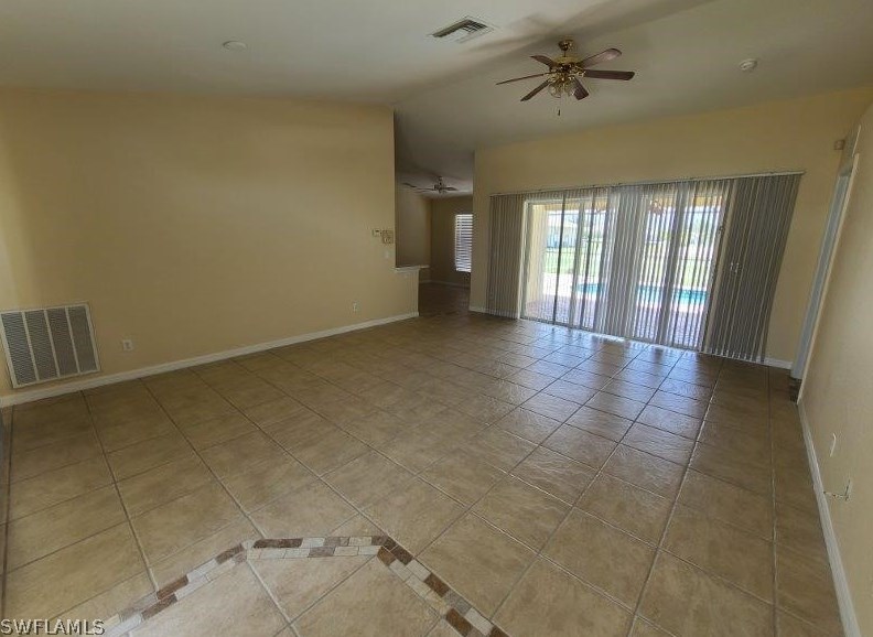 101 13th St, Cape Coral, FL 33990-2033
