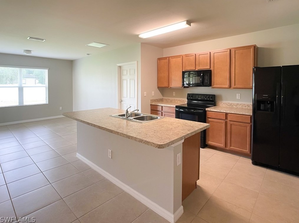1314 Sw 10th St, Cape Coral, FL 33990