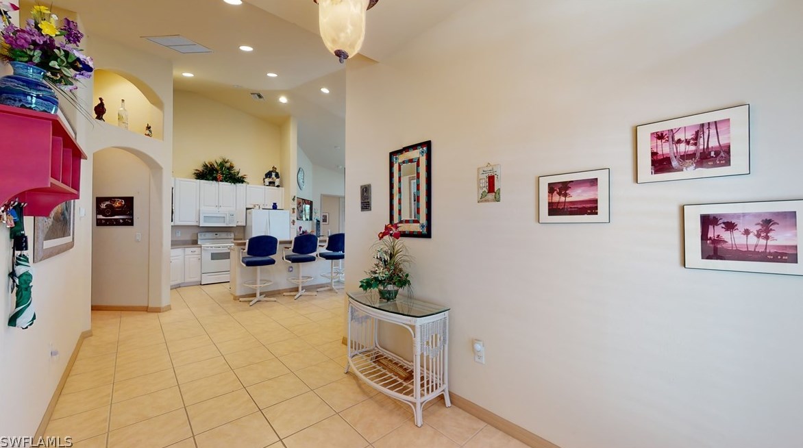 5432 Peppertree Dr, Fort Myers, FL 33908-2136
