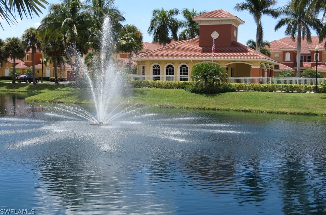 182 Shadroe Cove Cir, Cape Coral, FL 33991-1046