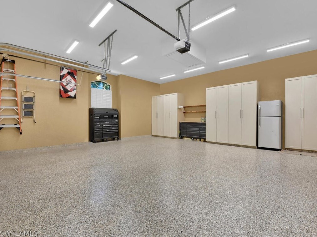 7630 Knightwing Cir, Fort Myers FL 33912-7332 exterior