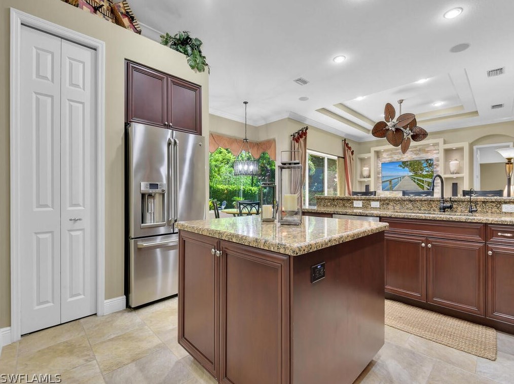 7630 Knightwing Cir, Fort Myers FL 33912-7332 exterior