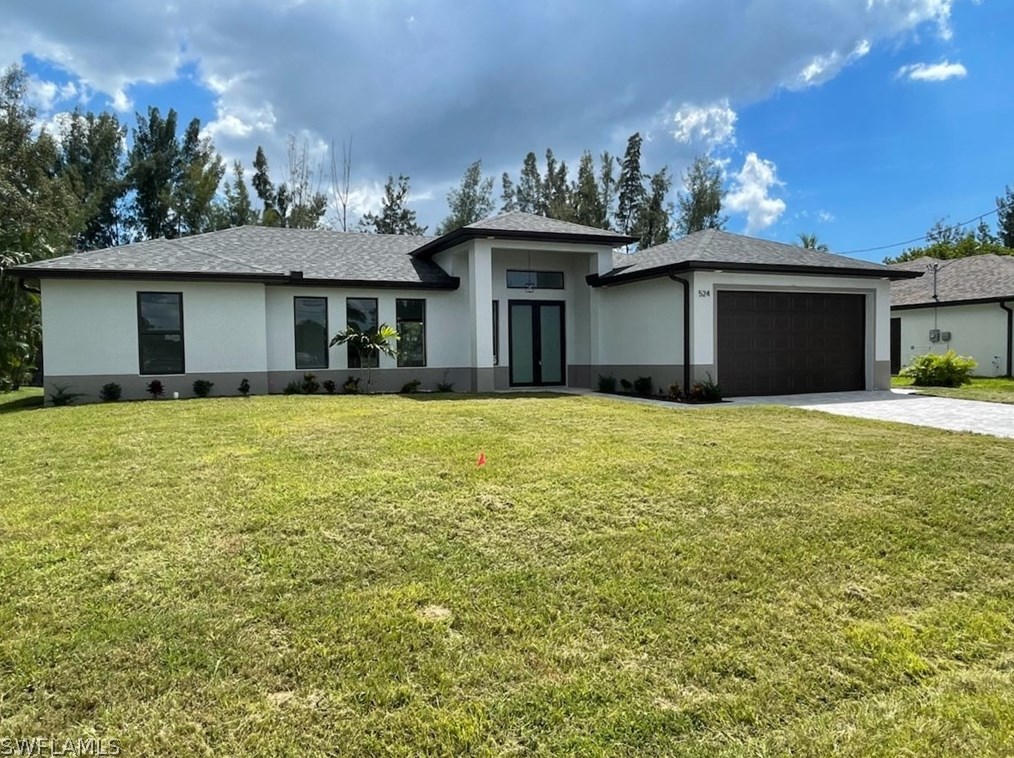 524 12th Ter, Cape Coral, FL 33991-2730