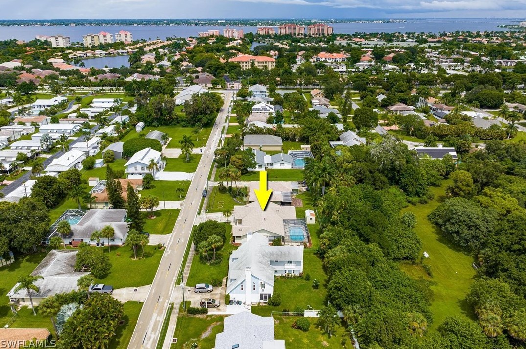 15391 Thornton Rd, Fort Myers, FL 33908-6802