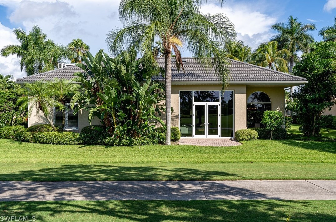 11121 Harbour Estates Cir, Fort Myers, FL 33908-7947
