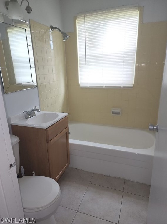 2630 Ashwood St, Fort Myers FL  33901-0909 exterior