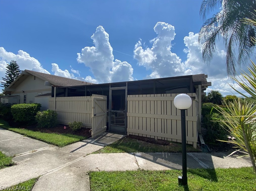 15576 Crystal Lake Dr, Fort Myers, FL 33917-5606