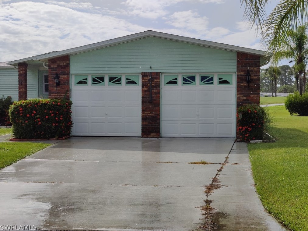 10732 Timber Pines Ct, Fort Myers, FL 33903-9014
