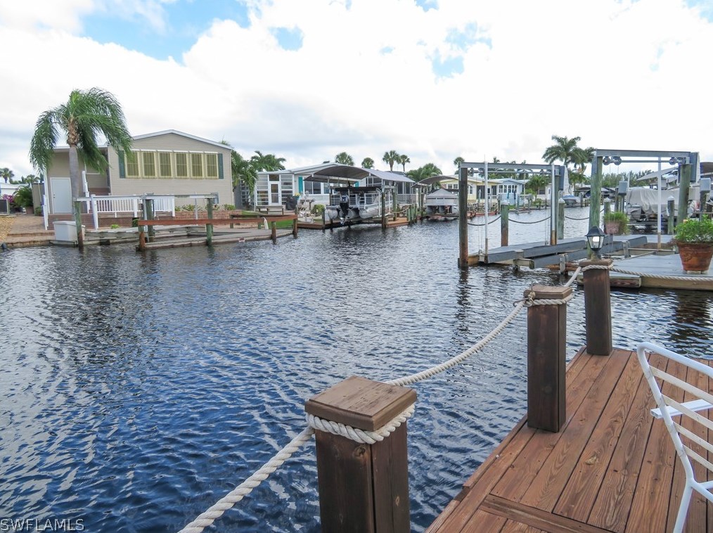 17581 Stevens Blvd, Fort Myers Beach, FL 33931
