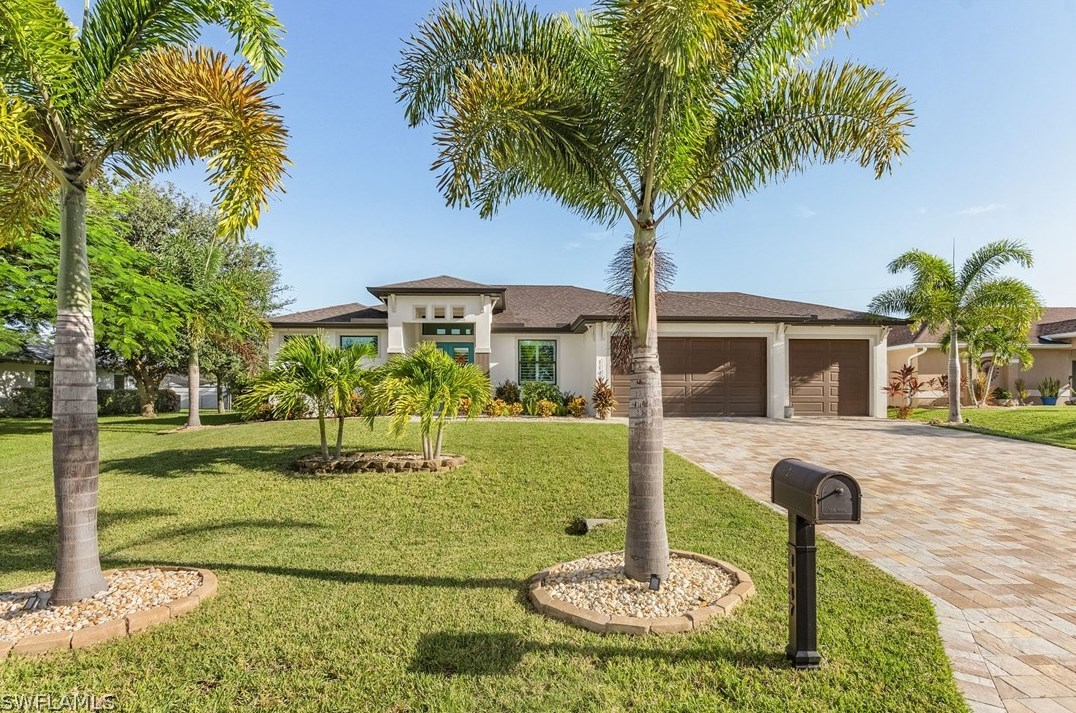 1147 42nd Ter, Cape Coral, FL 33914-5706