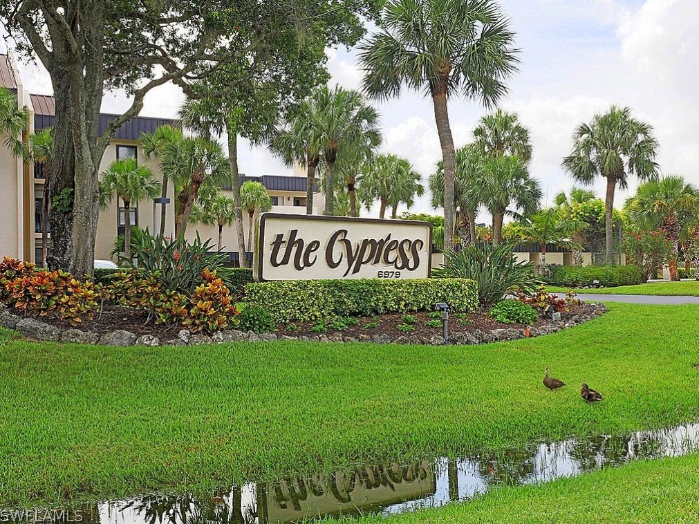 6979 Winkler Rd #336, Fort Myers, FL 33919