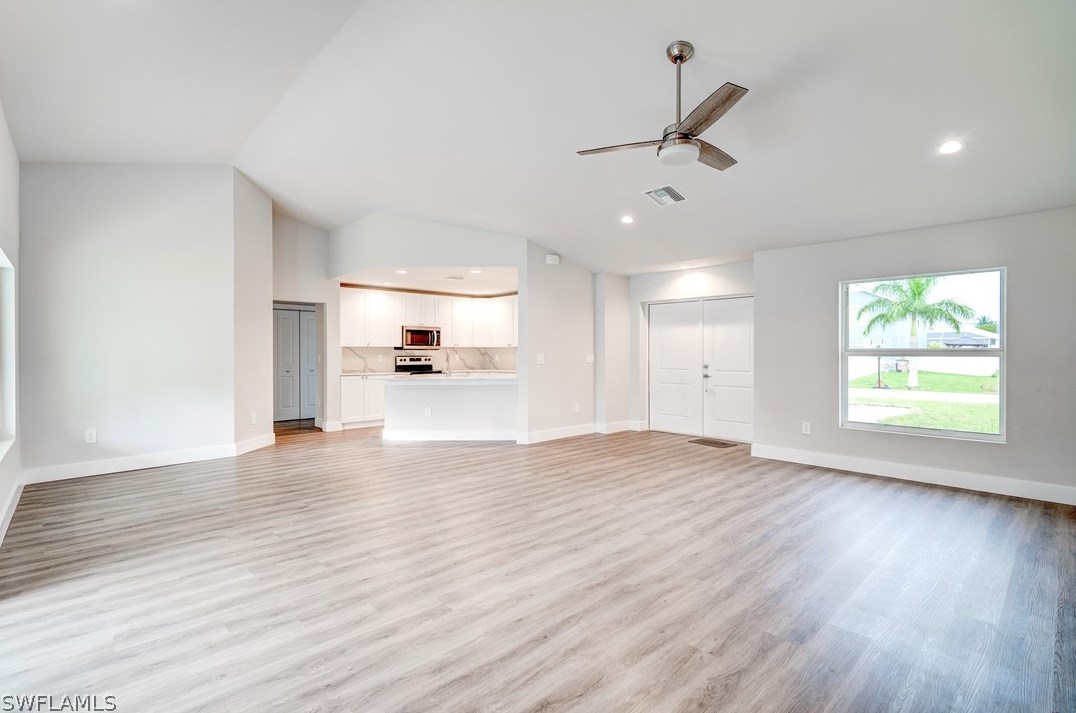 4606 9th Pl, Cape Coral, FL 33904-9016
