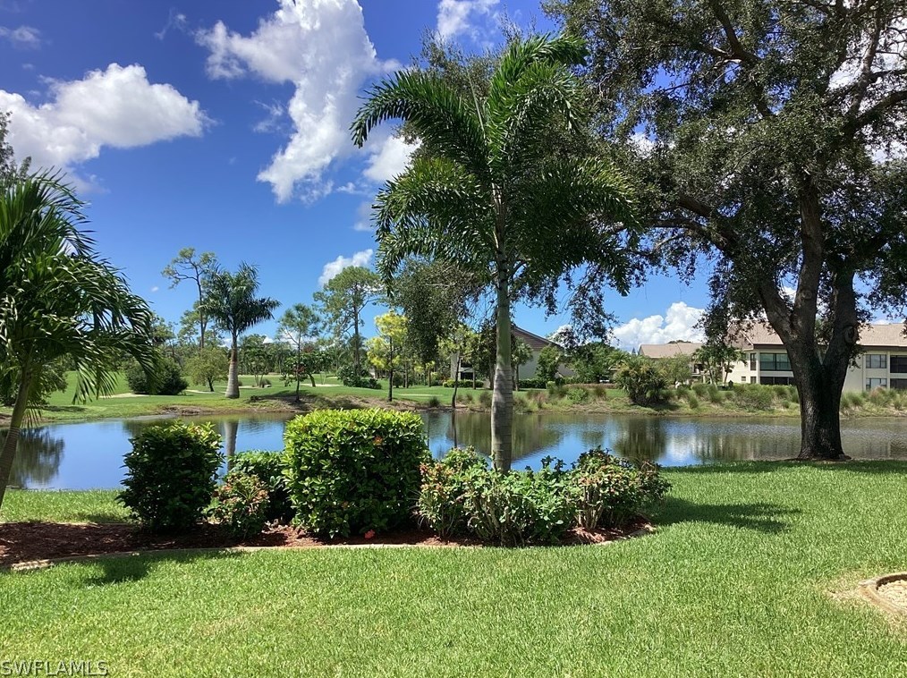 5870 Trailwinds Dr, Fort Myers, FL 33907-8376