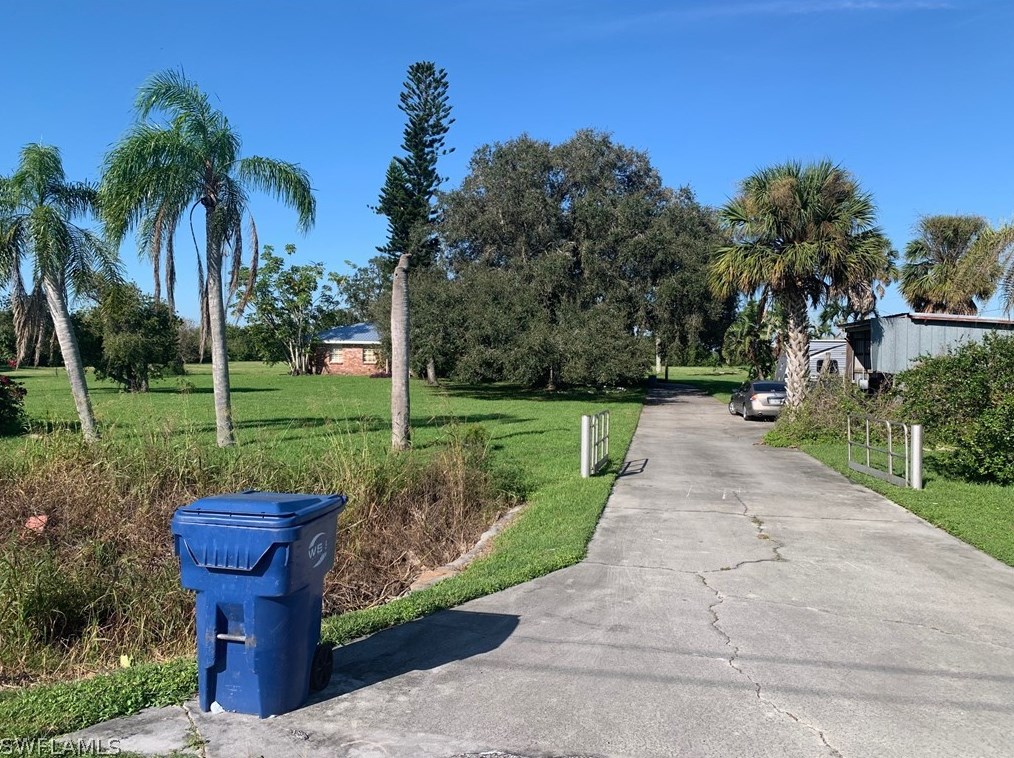 1591 Kings Dairy Rd, Clewiston, FL 33440-8441