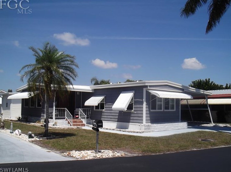 12 Derwent Blvd, Fort Myers, FL 33908-3409