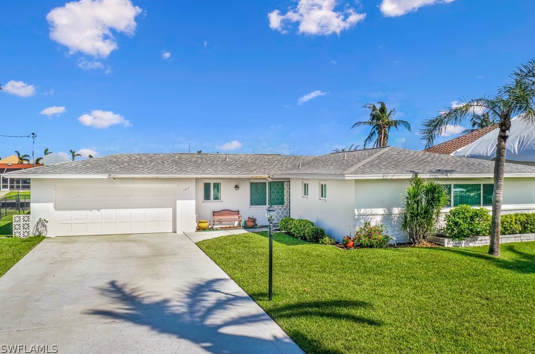 127 51st Ter, Cape Coral, FL 33914-7107
