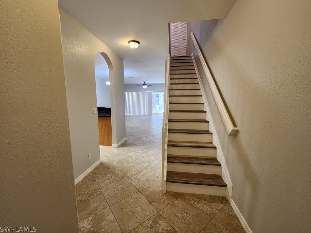 8106 Pacific Beach Dr, Fort Myers, FL 33966-7954