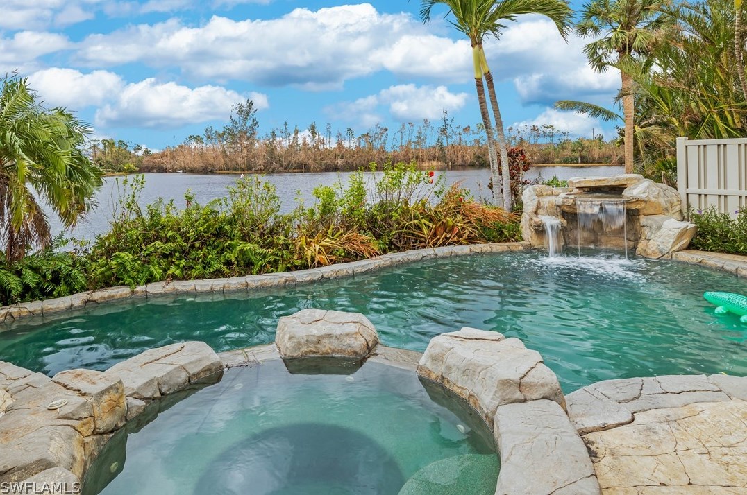 17532 Boat Club Dr, Fort Myers, FL 33908-4464