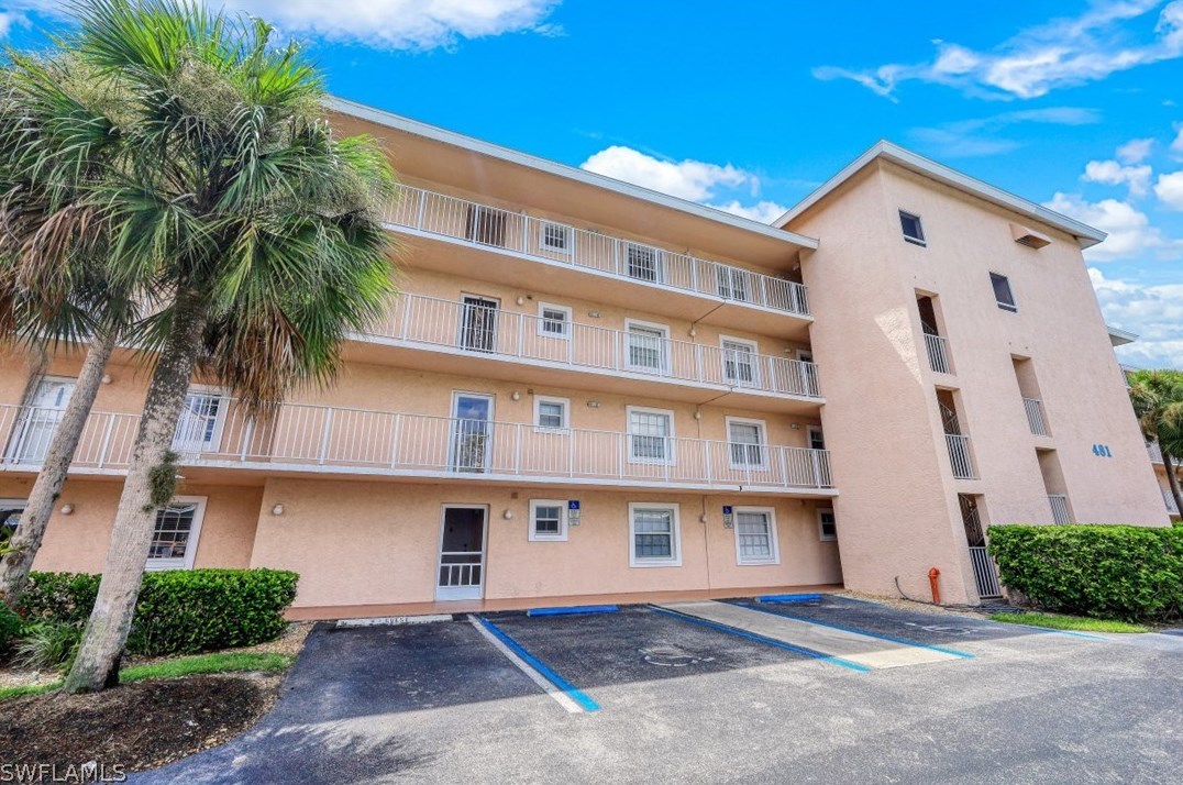 481 Quail Forest Blvd #b304, Naples, FL 34105