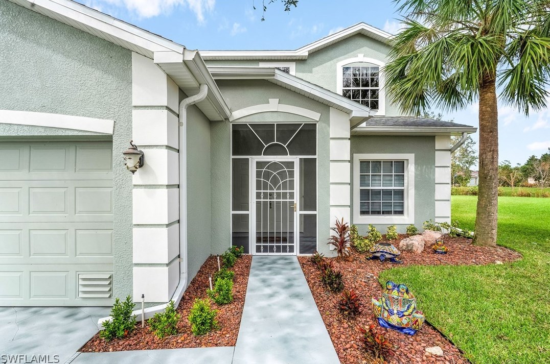 9001 Falcon Pointe Loop, Fort Myers, FL 33912-1476