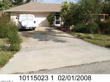 1513 52nd Ln, Cape Coral, FL 33914-3442
