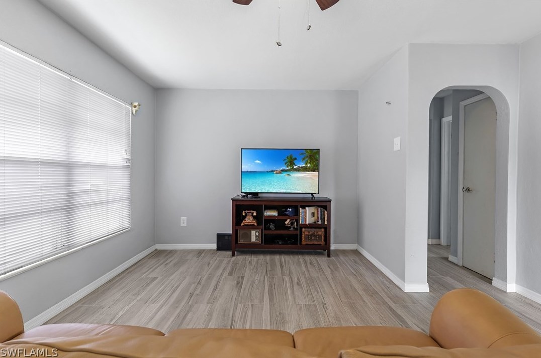 1804 Beachwood Dr, Fort Myers, FL 33903-3356