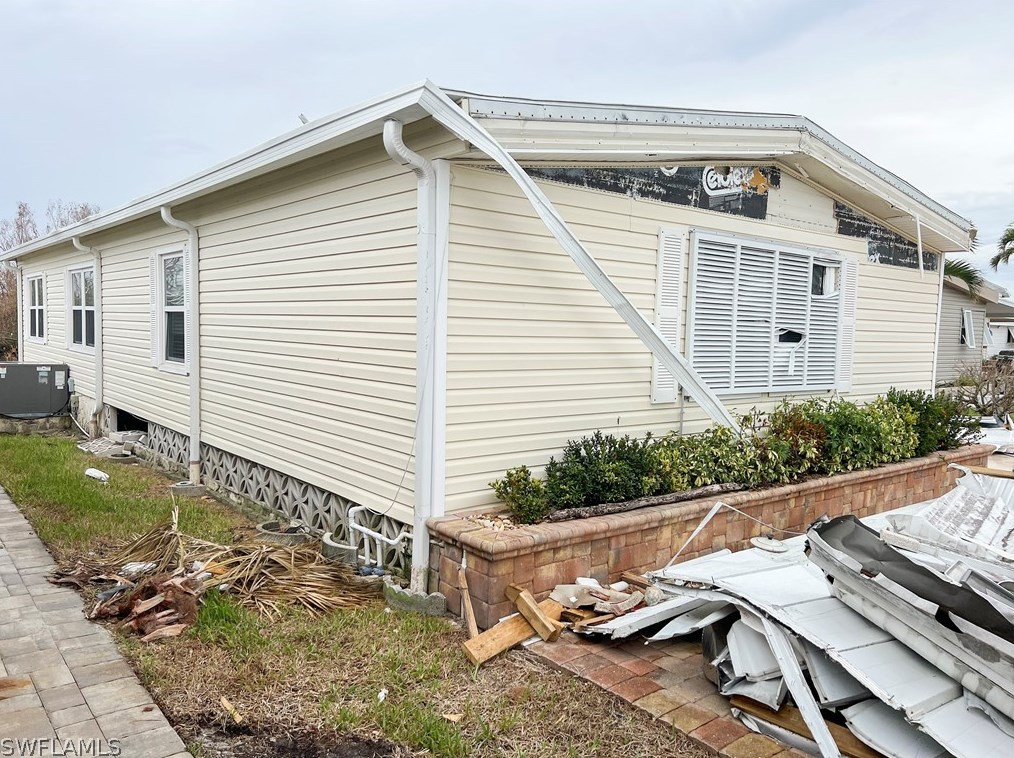 17801 Bryan Ct, Fort Myers Beach, FL 33931