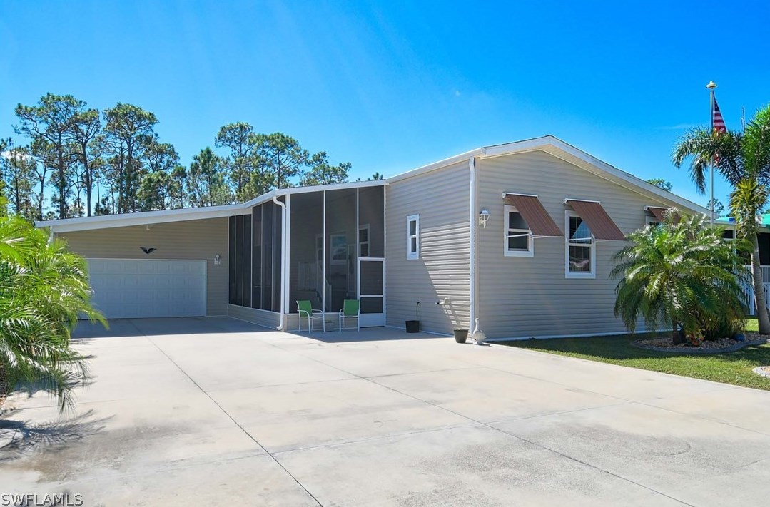 9802 Creekwood Ln, Fort Myers, FL 33905-5113