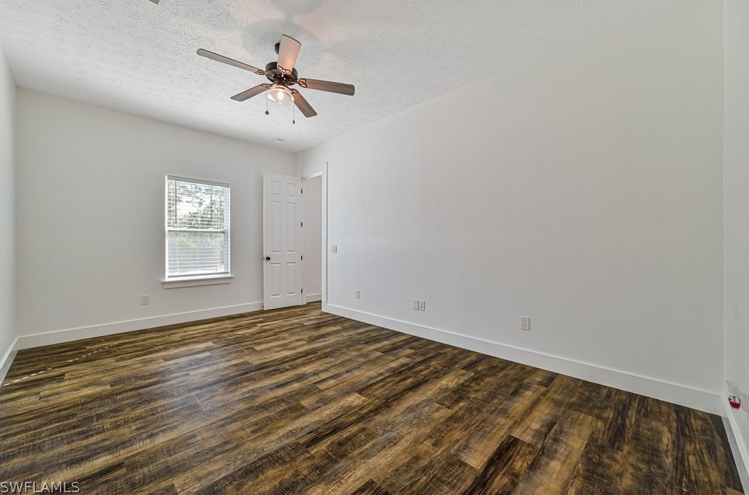 2907 22nd St, Alva FL  33920 exterior