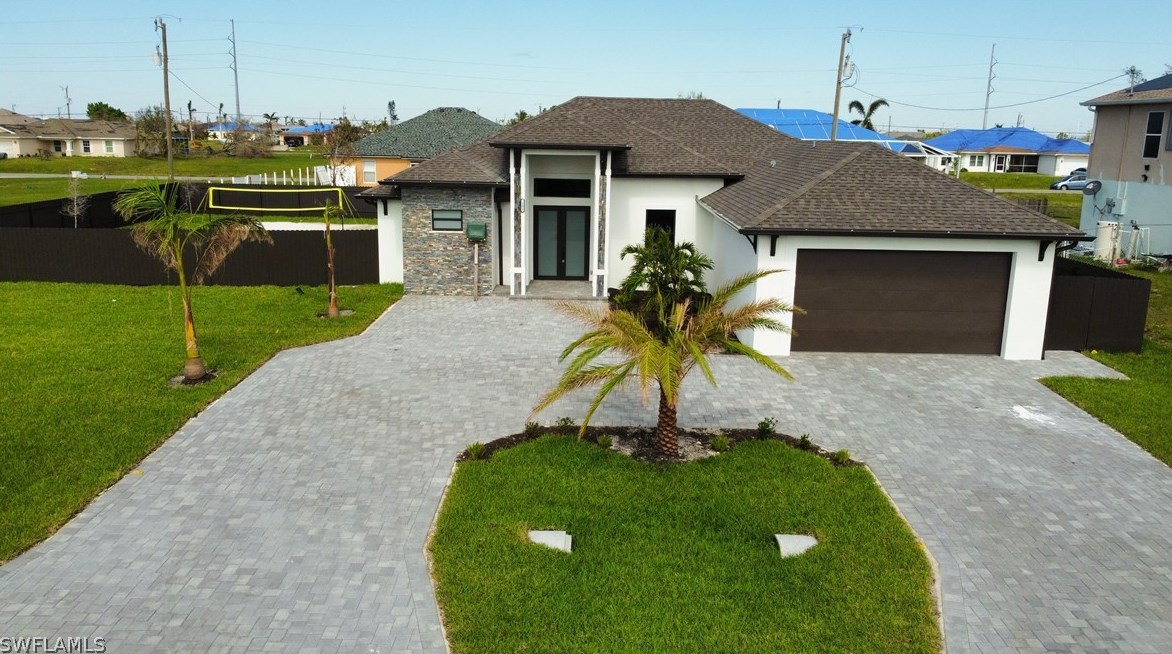 205 7th St, Cape Coral, FL 33990-0015