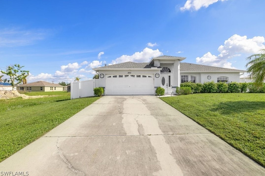 2711 1st Pl, Cape Coral, FL 33914-4408