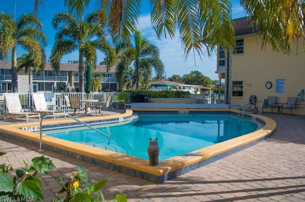 1661 Edith Esplanade #102, Cape Coral, FL 33904
