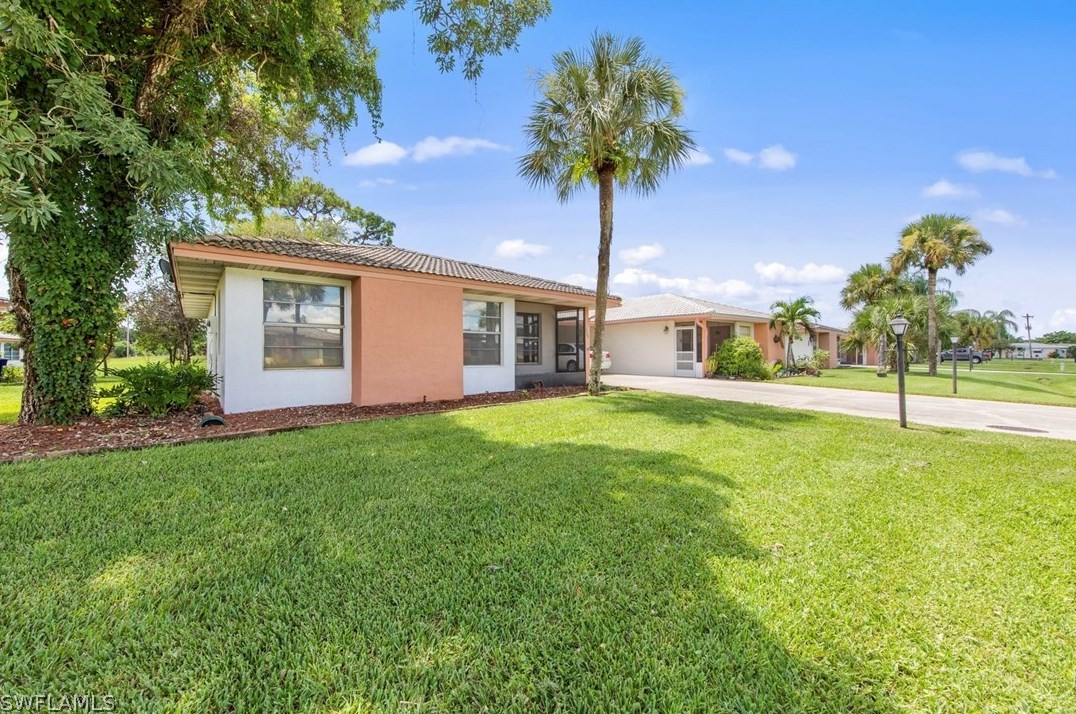 1604 Ridgecrest St, Lehigh Acres, FL 33936