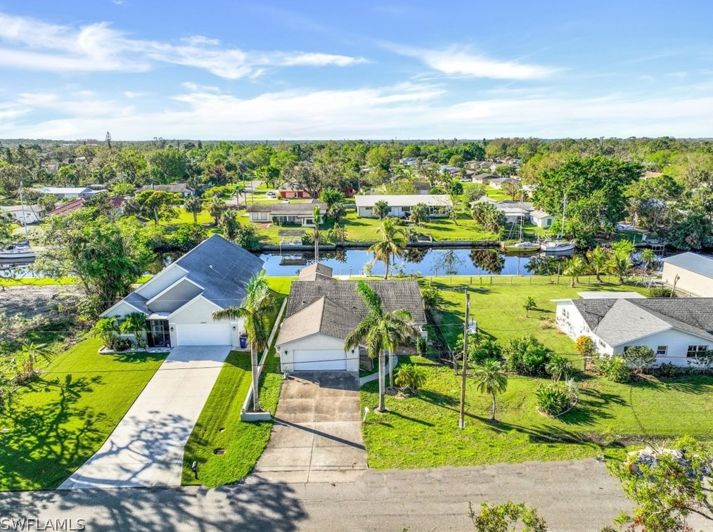 12519 River Rd, Fort Myers, FL 33905-1722