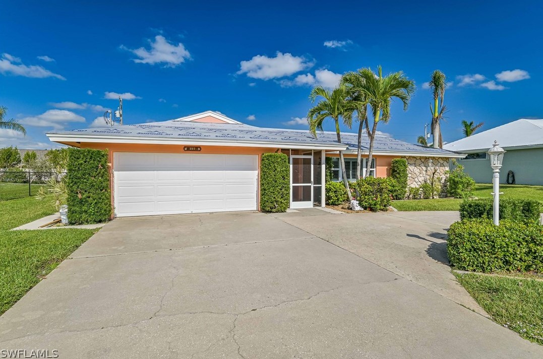 227 44th Ter, Cape Coral, FL 33904-8450