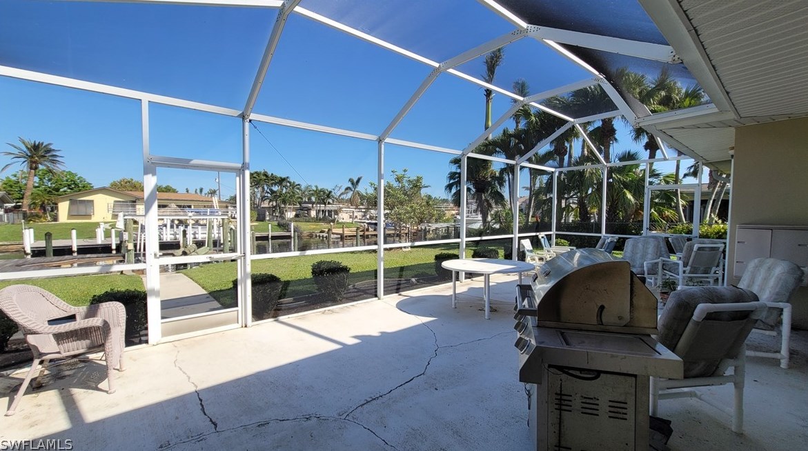 123 52nd Ter, Cape Coral FL  33914-7109 exterior