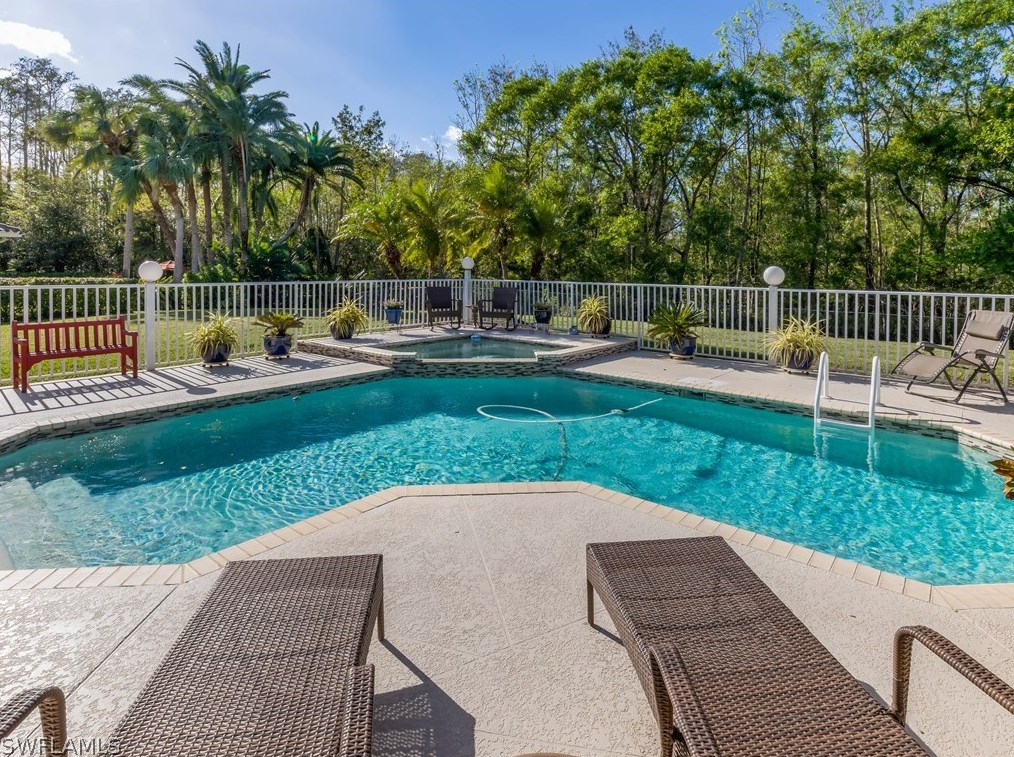 12631 Allendale Cir, Fort Myers FL 33912-4696 exterior