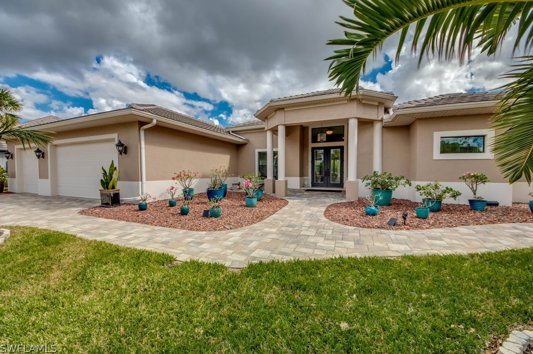 11994 Cypress Links Dr, Fort Myers, FL 33913-8402