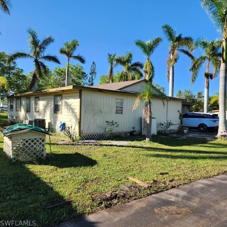 6260 Hamilton Dr, Fort Myers, FL 33905-4429