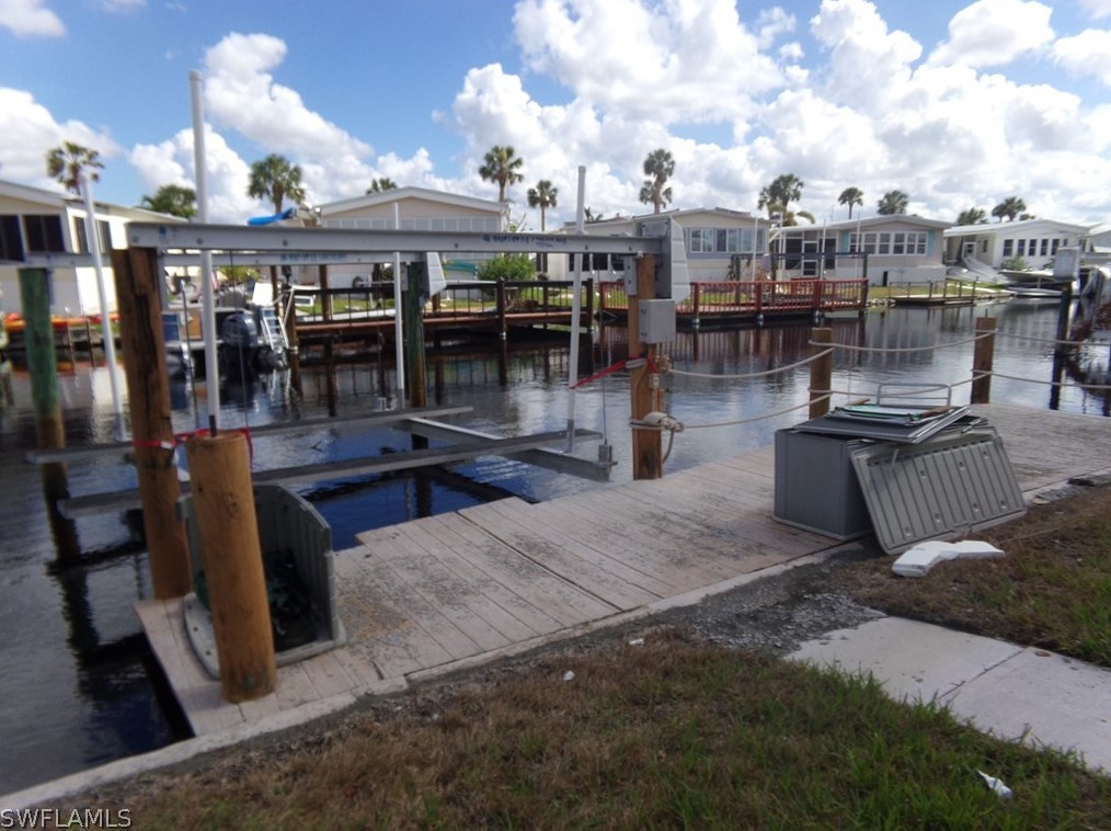 17601 Peppard Dr, Fort Myers Beach, FL 33931