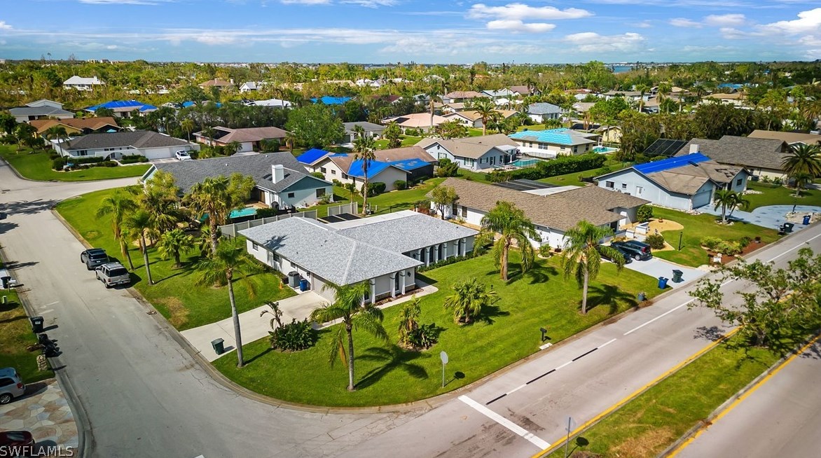 1596 Whiskey Creek Dr, Fort Myers FL  33919-2724 exterior