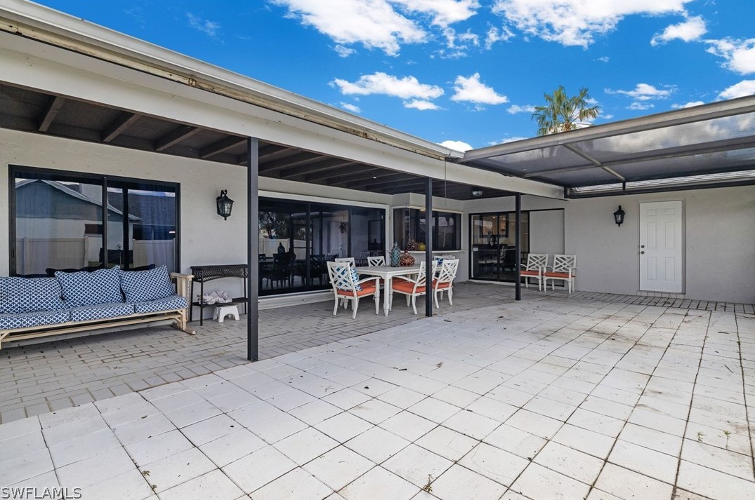 1596 Whiskey Creek Dr, Fort Myers FL  33919-2724 exterior