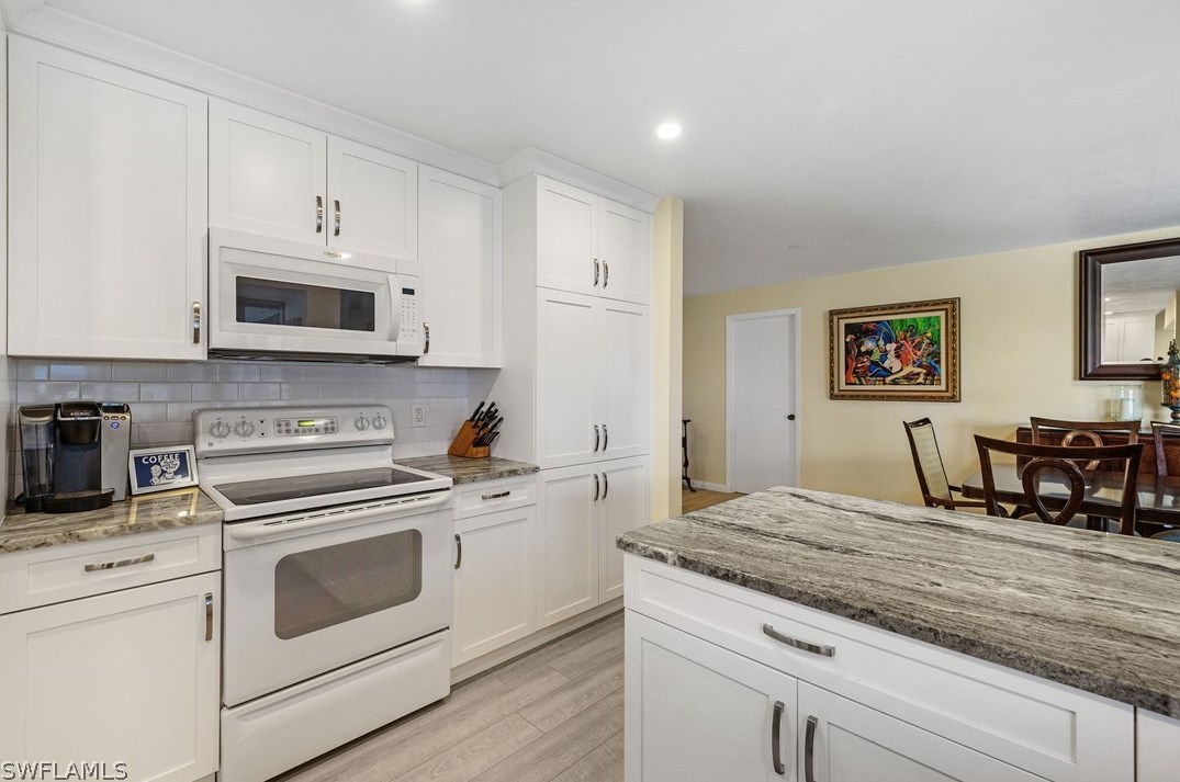 1596 Whiskey Creek Dr, Fort Myers FL  33919-2724 exterior